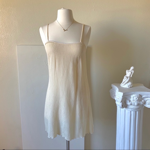 Nicole Miller Dresses & Skirts - Pure silk vintage yellow slip dress.